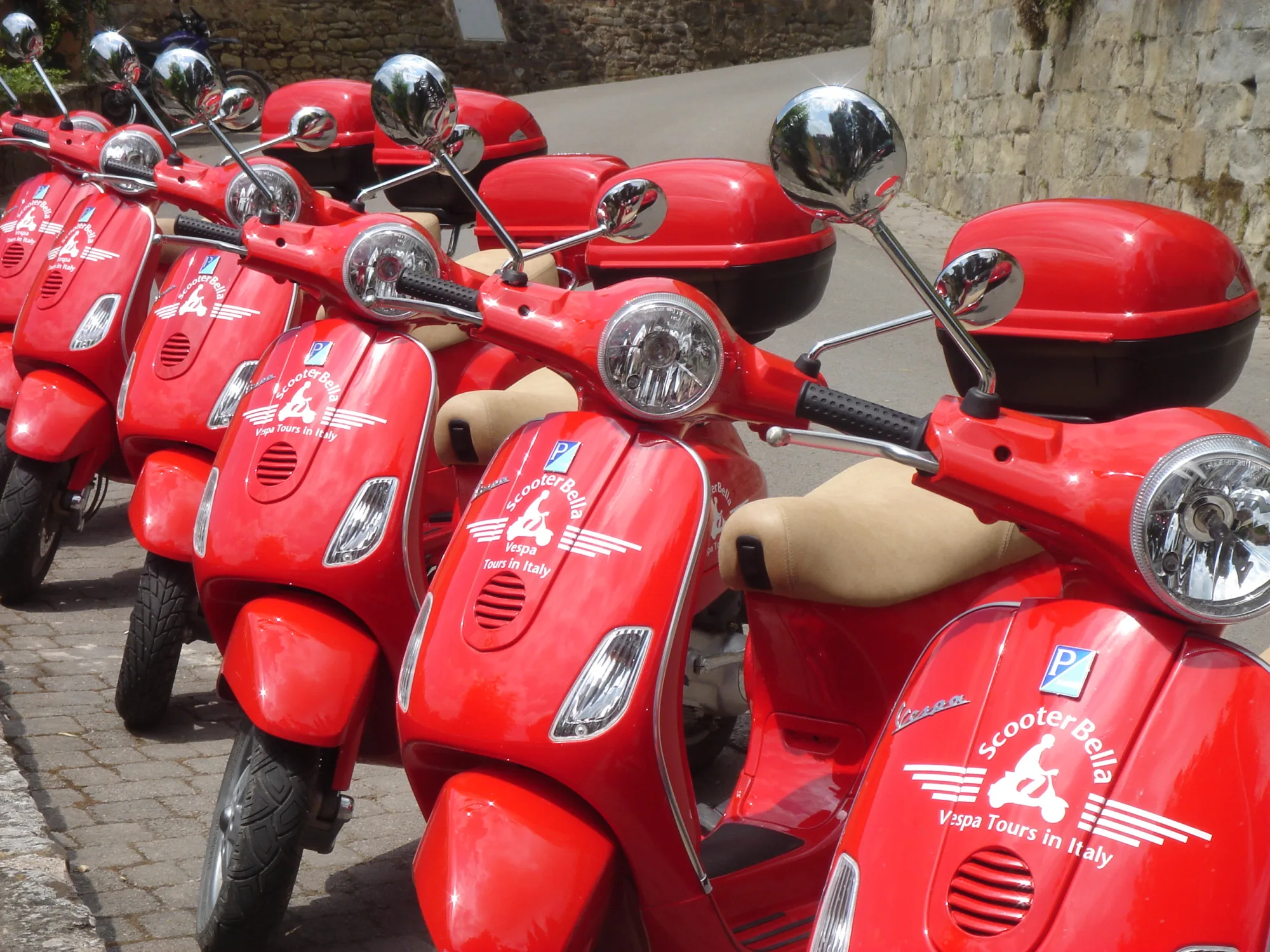 Vespas aligned front